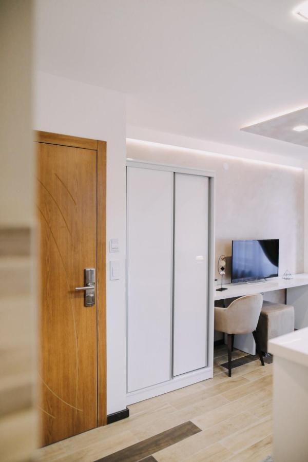 Prima Lux Apartments&Studio Ni Extérieur photo