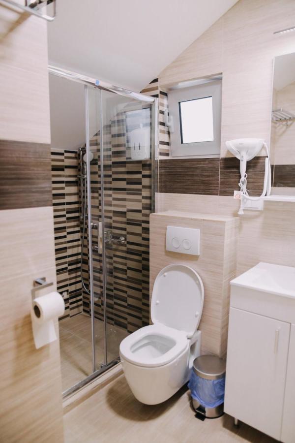 Prima Lux Apartments&Studio Ni Extérieur photo